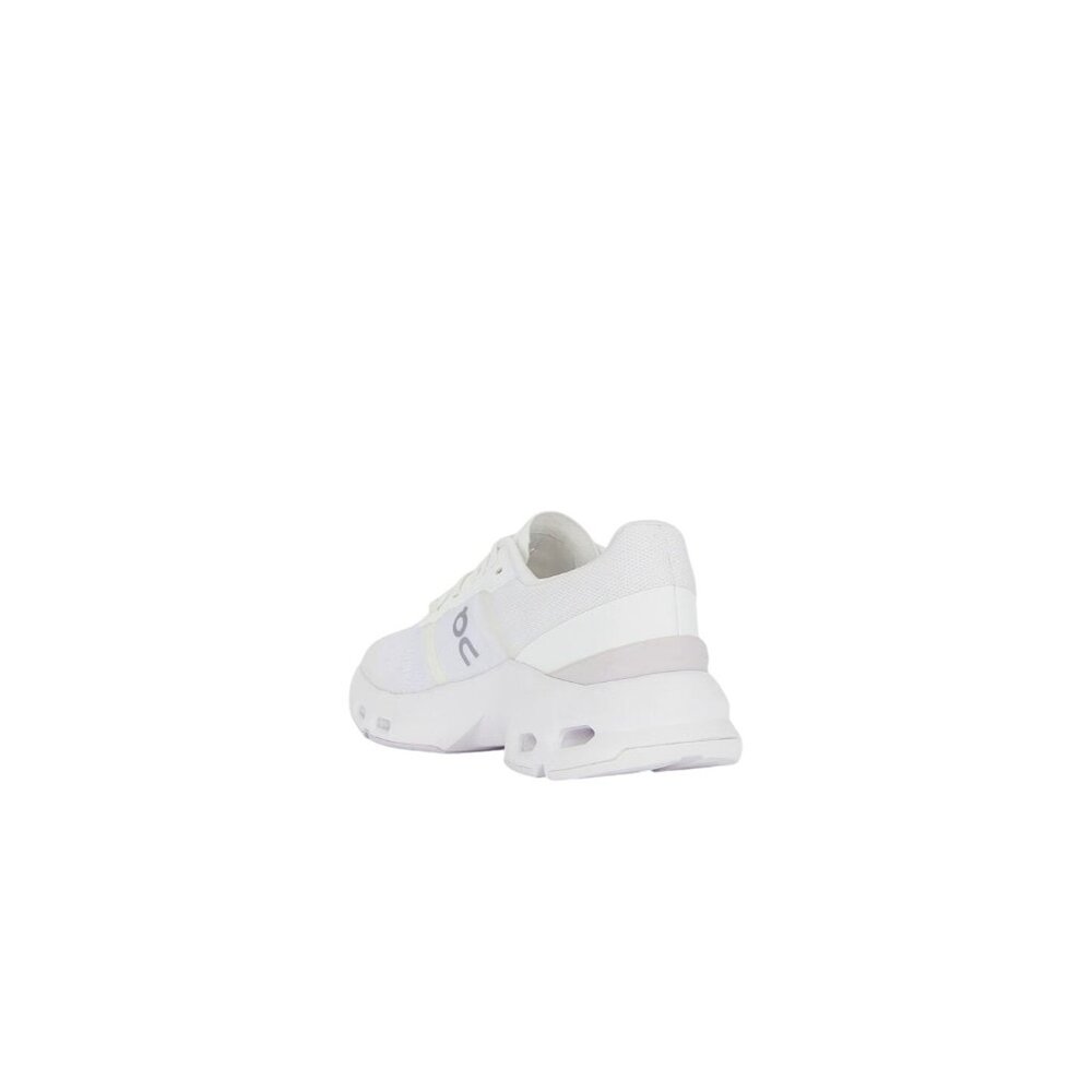ON Cloudpulse Sneakers in Undyed & Frost 9 with box Mens Athletic Shoes - Picture 12 of 16